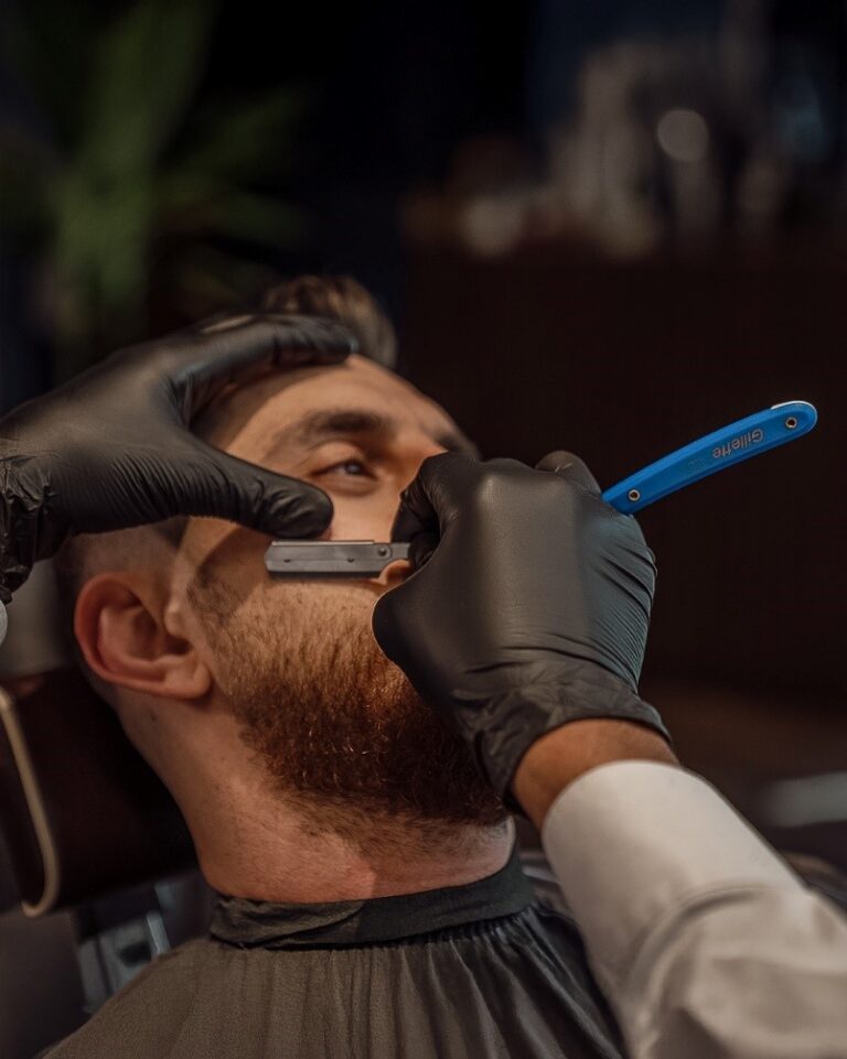 beard trimming service in Abu Dhabi